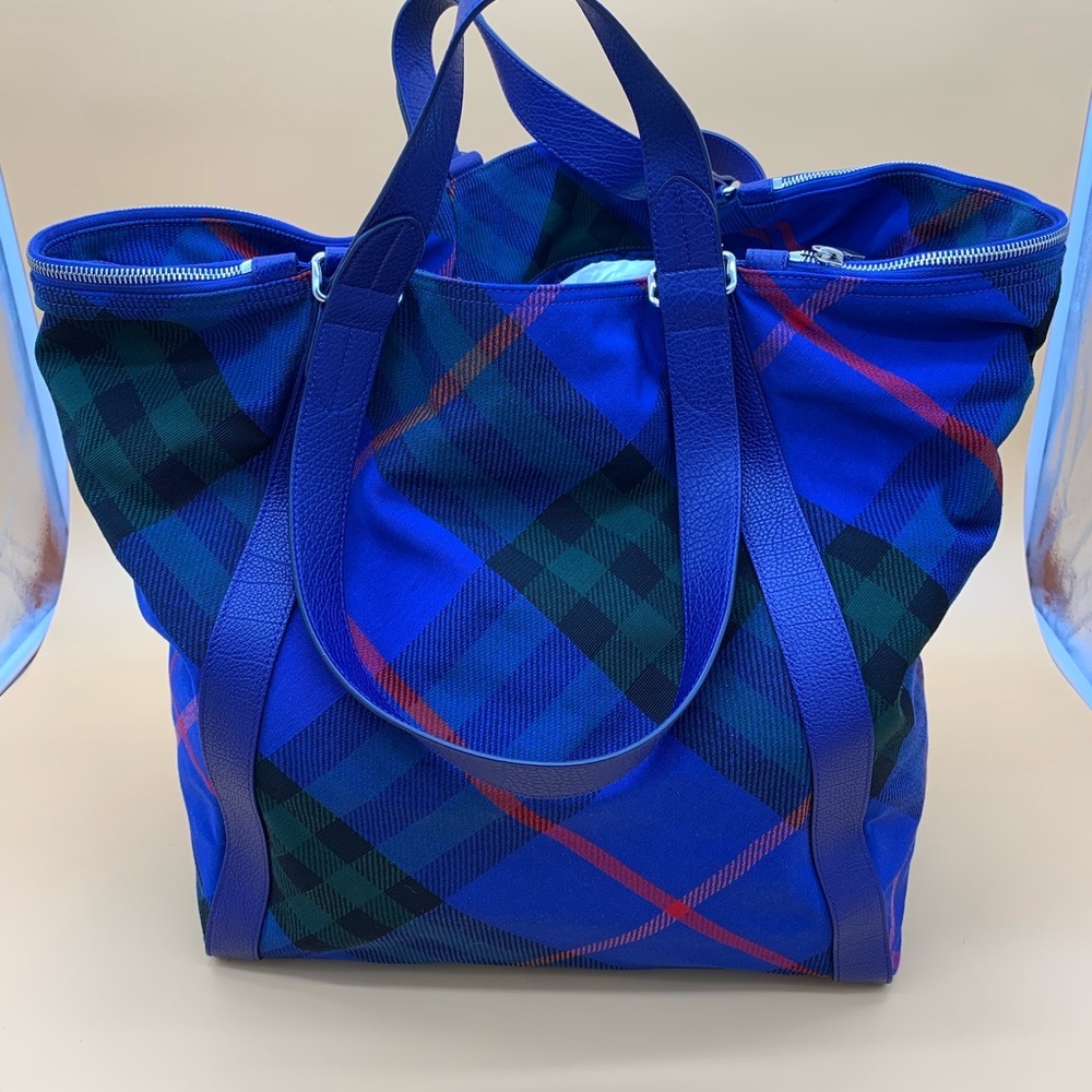 Burberry Plaid Canvas Large Tote Bag Knight Italy NWT *RARE*